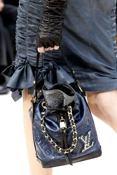 Look 22